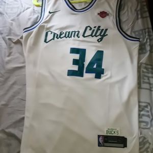 Gianis antetokounmpo cream city jesresy